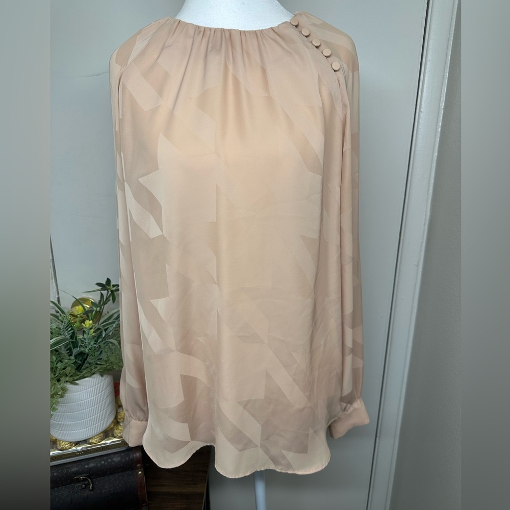 Ann Taylor Peach Button-Detail Blouse women‎ size medium